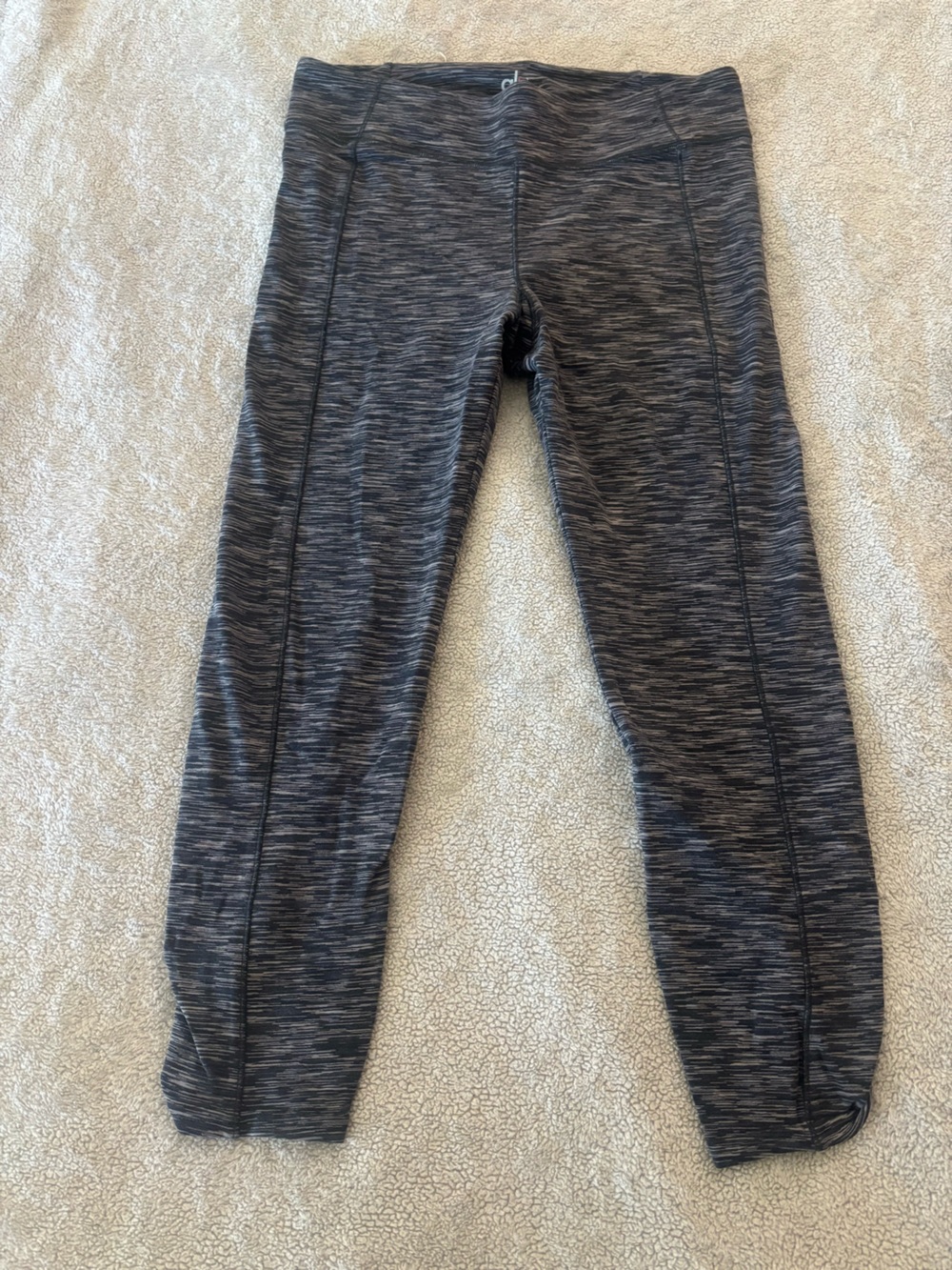 Alo Cropped Leggings
